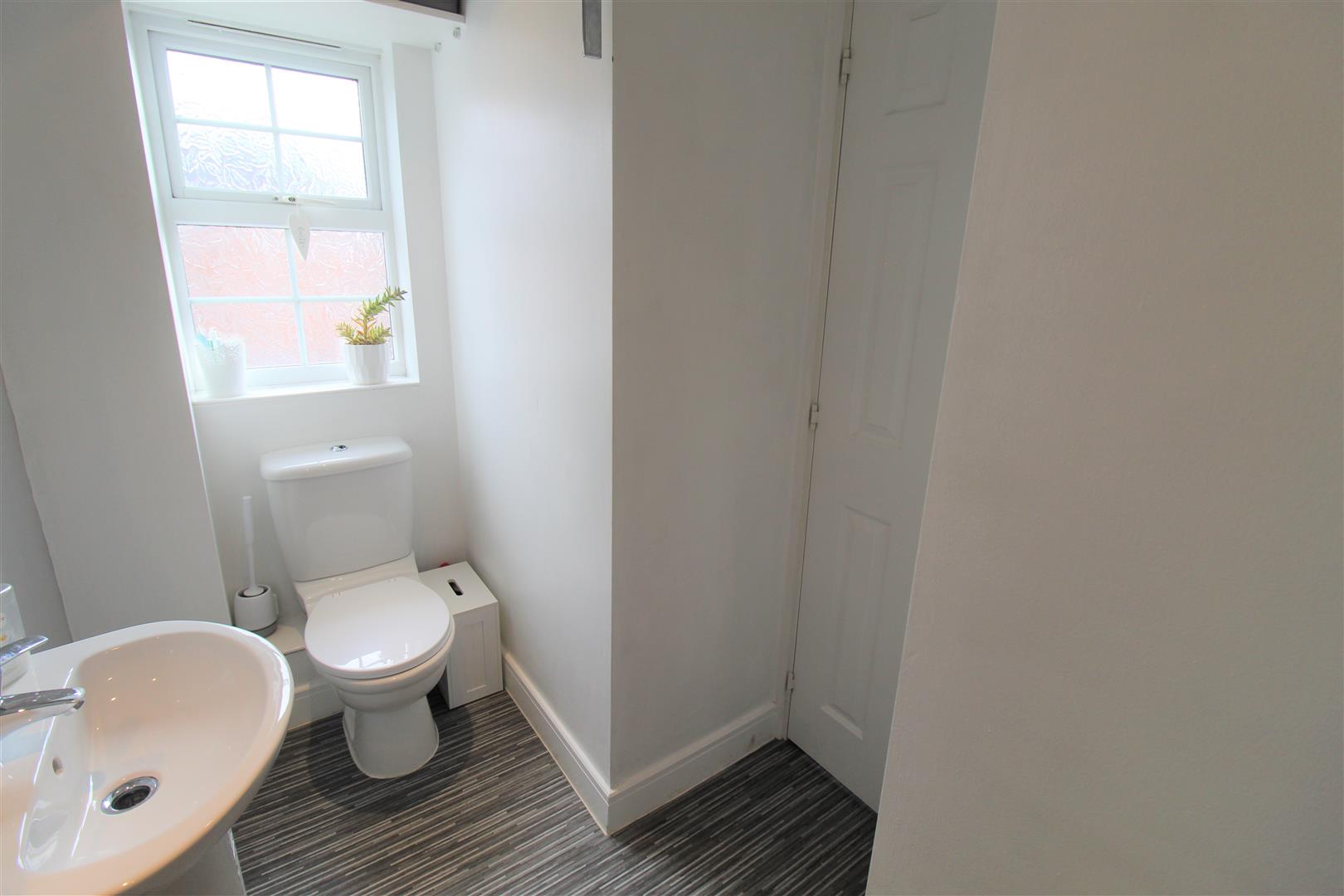 Doulton Grove, Baddeley Green, Stoke-On-Trent